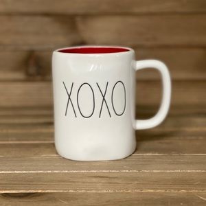 RAE DUNN XOXO MUG